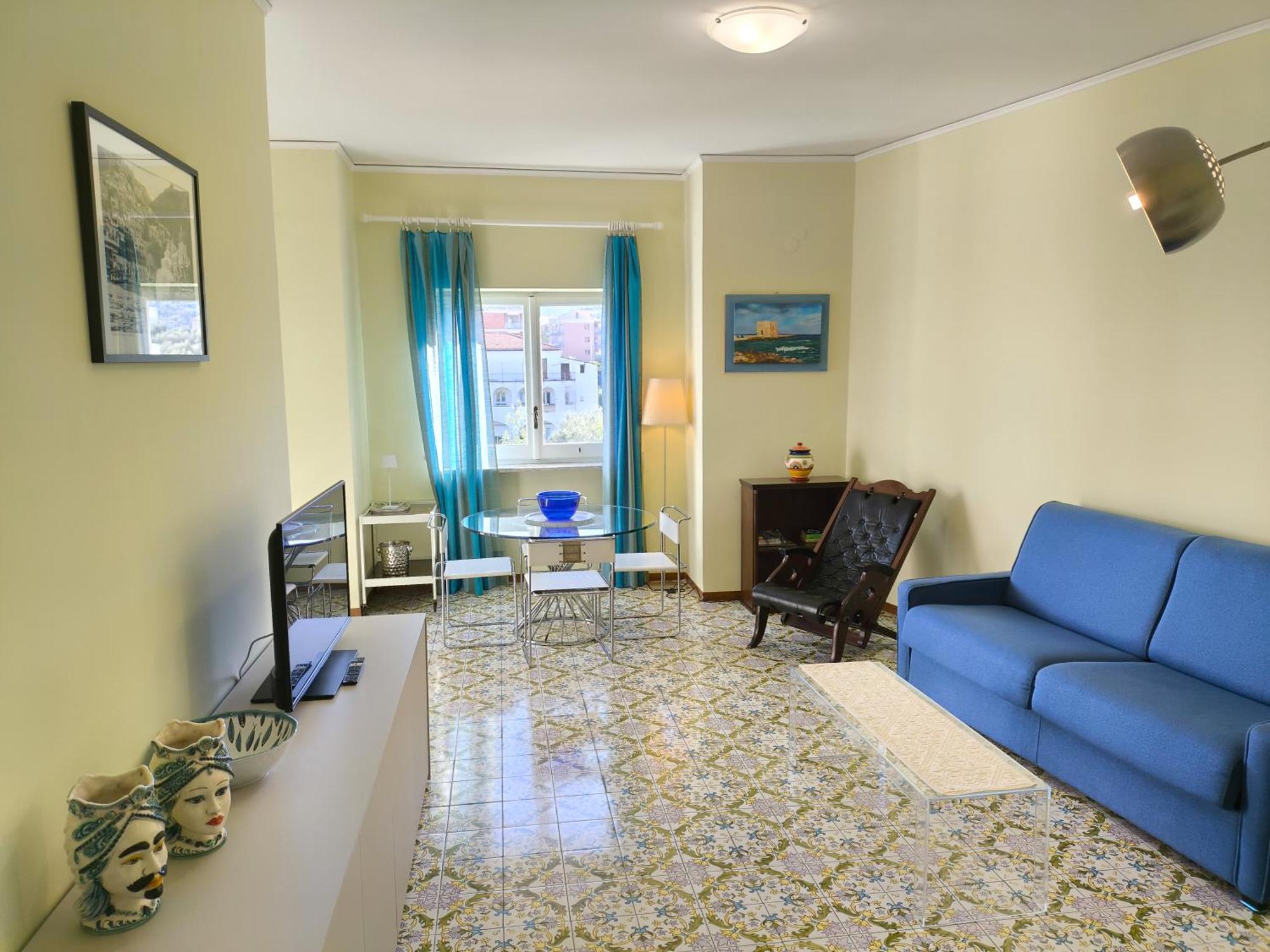 Casa Mar - Elegant Apartment With Pool And Panoramic Terrace In The Heart Of Сорренто Экстерьер фото