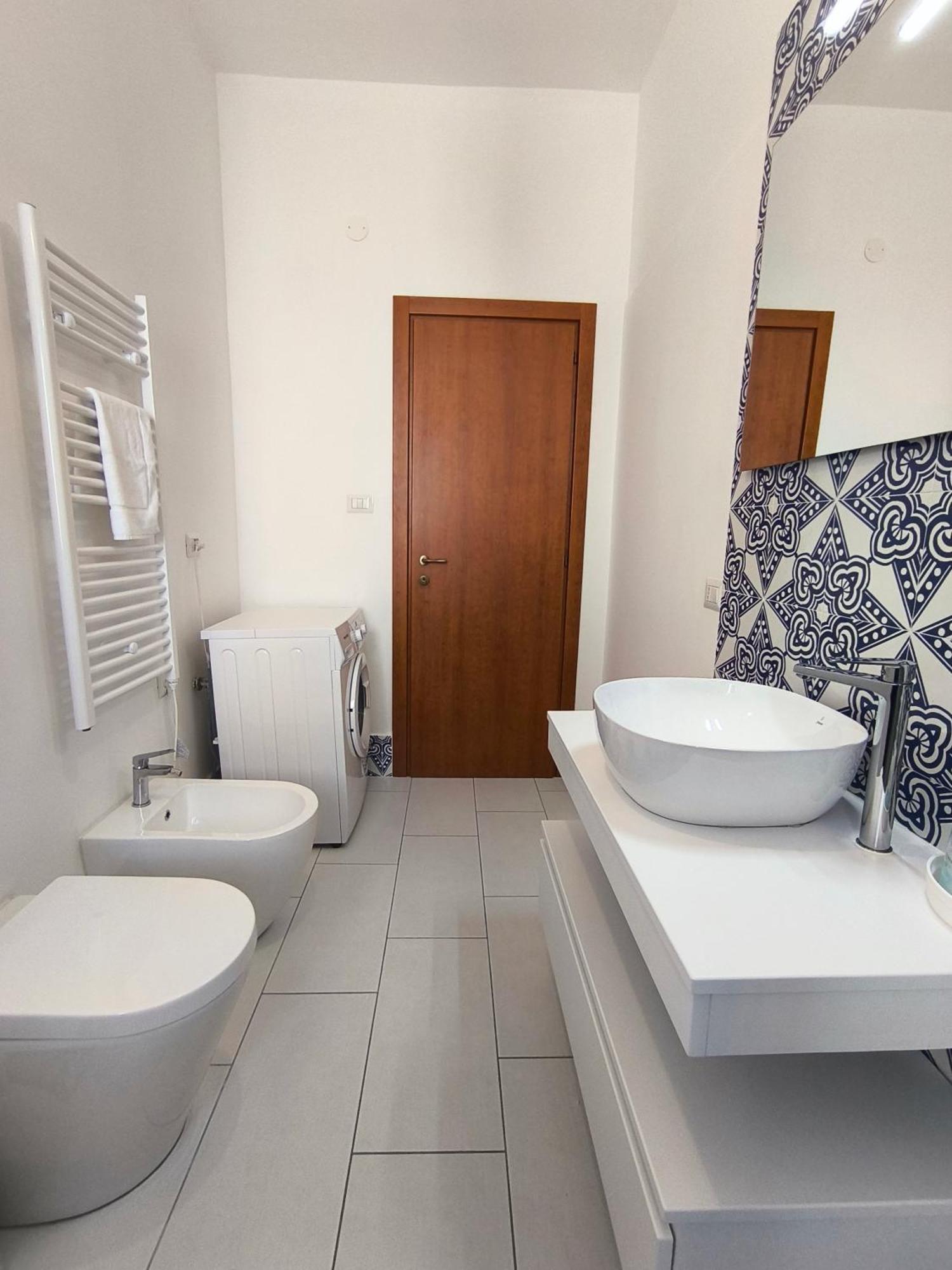 Casa Mar - Elegant Apartment With Pool And Panoramic Terrace In The Heart Of Сорренто Экстерьер фото